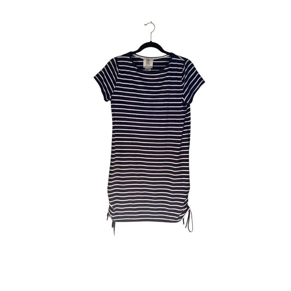 Lilis closet, anthropology, women’s striped short sleeve, T-shirt, dress size me